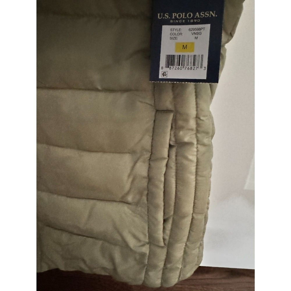 US Polo Assn Cozy Faux Fur Lined Puffer Vest with Side Pocket Size M - Picture 6 of 7